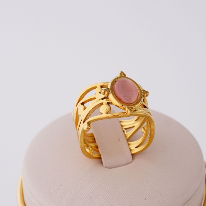 Anel Abstract Pink Levemente Regulável em Aço Inox