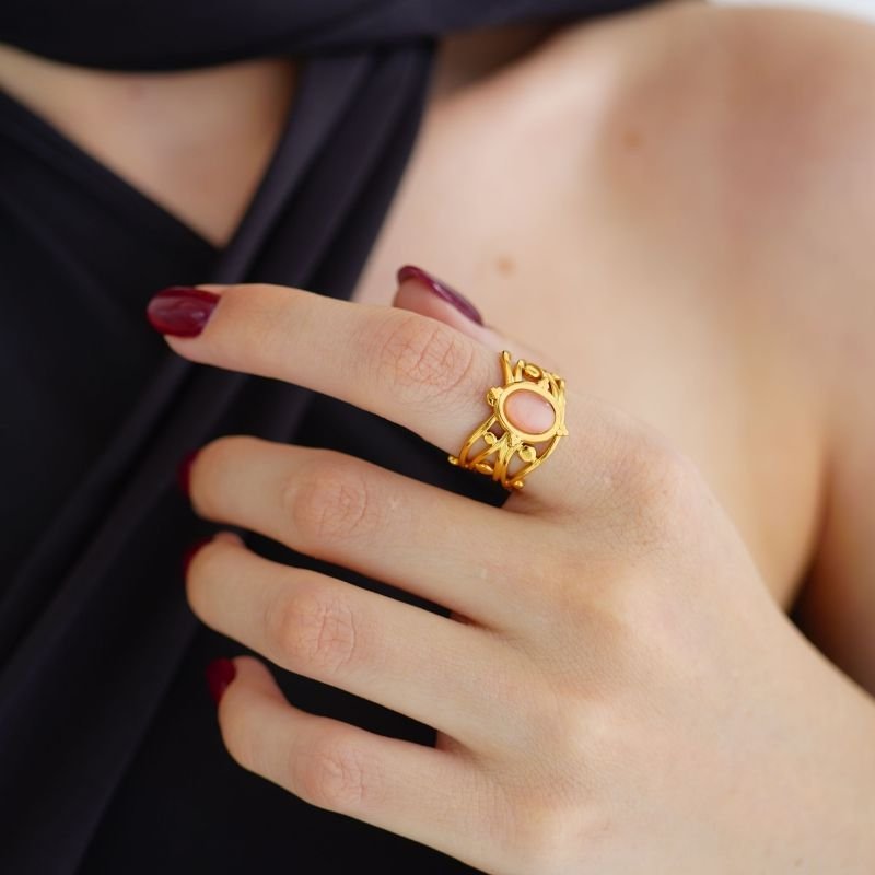 Anel Abstract Pink Levemente Regulável em Aço Inox