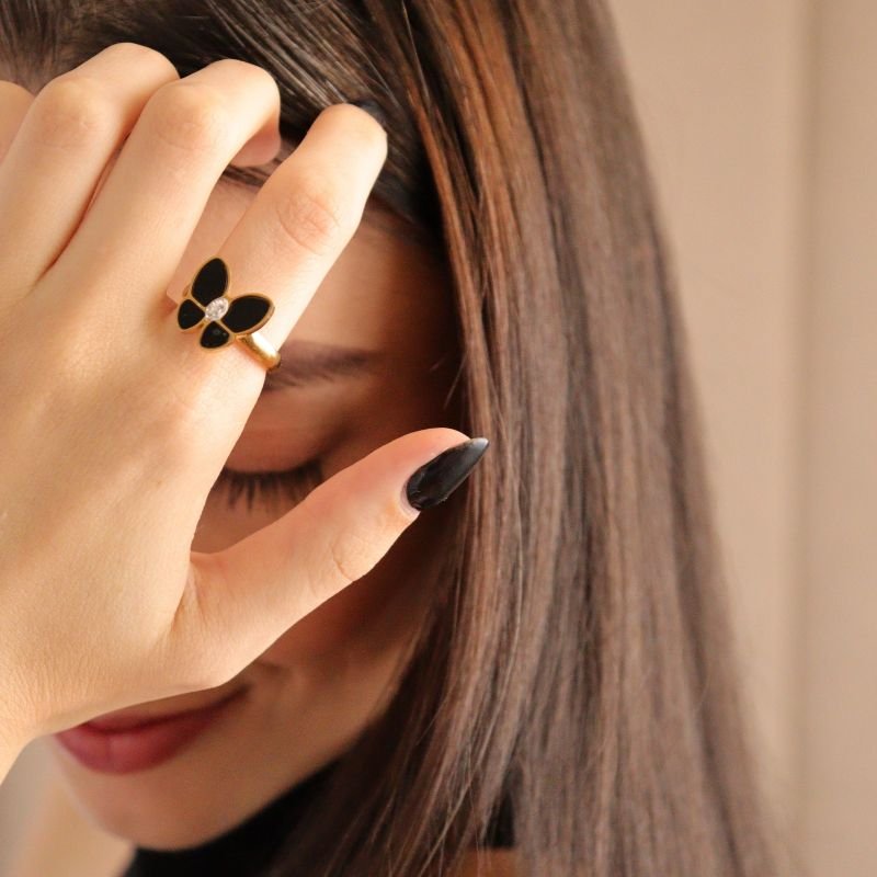 Anel Borboleta Preta em Aço Inox (Tamanho 18)