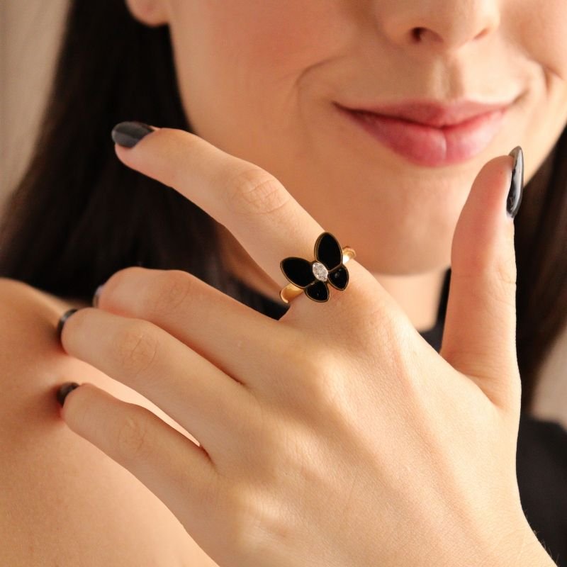 Anel Borboleta Preta em Aço Inox (Tamanho 18)