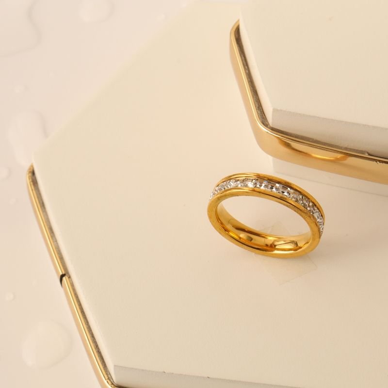 Anel Cravejado em Aço Inox (Tamanho 17)