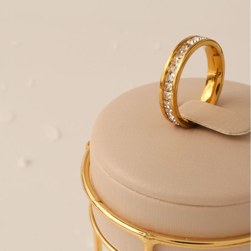 Anel Cravejado em Aço Inox (Tamanho 21)