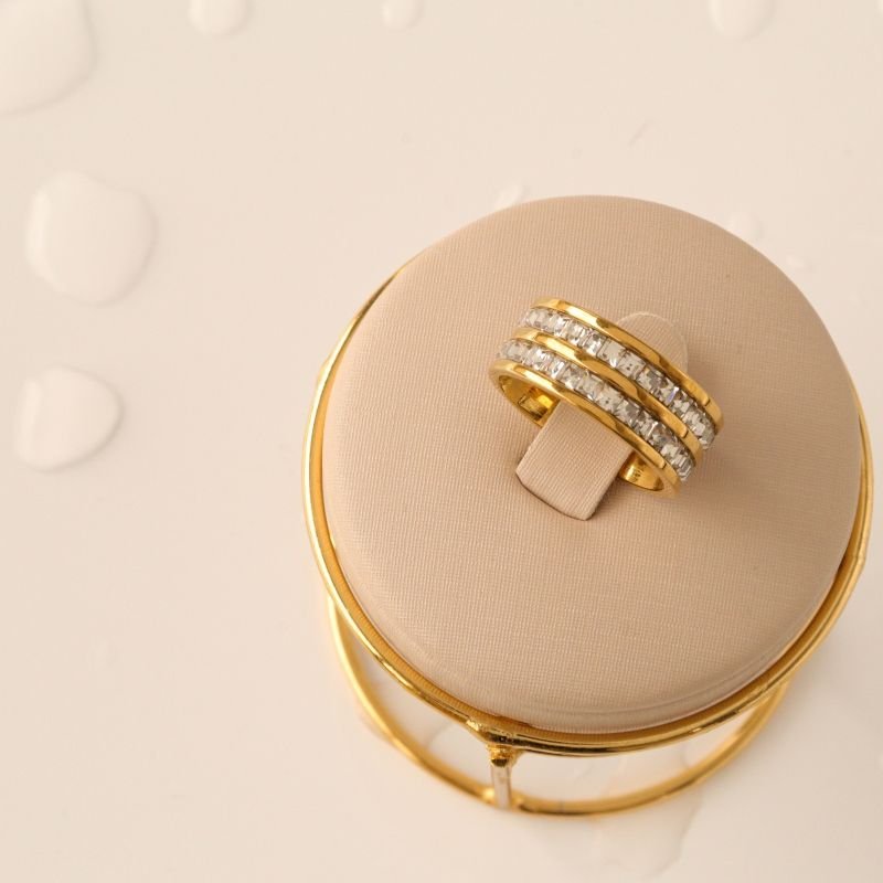 Anel Duas Linhas Cravejado em Aço Inox (Tamanho 17)