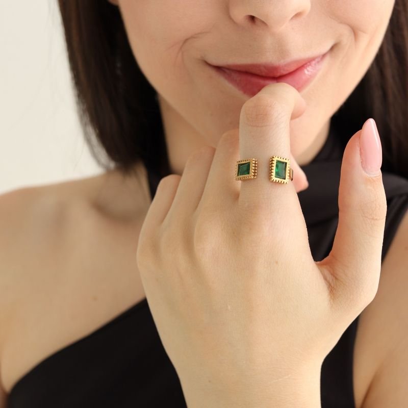 Anel Duas Pedras Verdes em Aço Inox