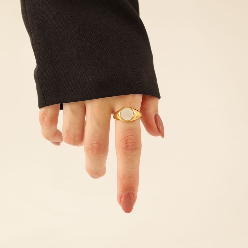 Anel Pedrinha Branca em Aço Inox (Tamanho 19)