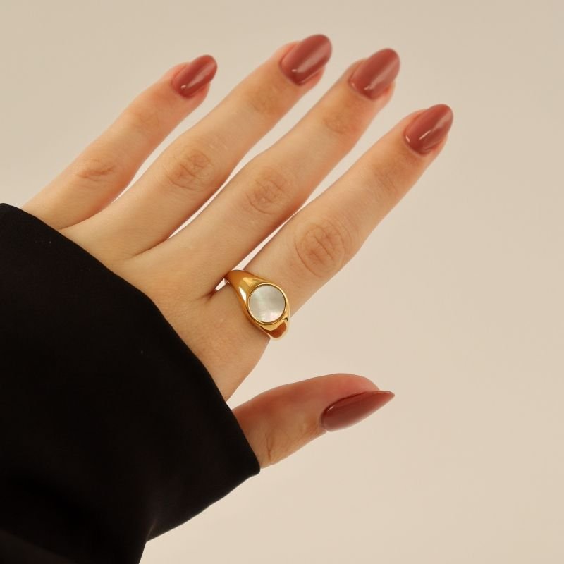 Anel Pedrinha Branca em Aço Inox (Tamanho 19)