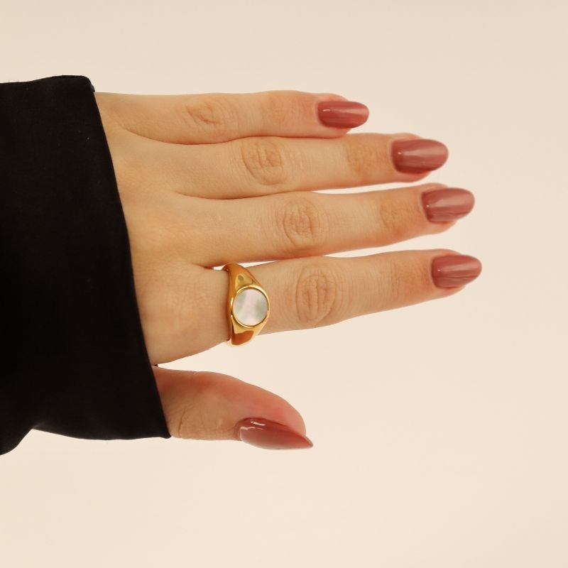 Anel Pedrinha Branca em Aço Inox (Tamanho 19)