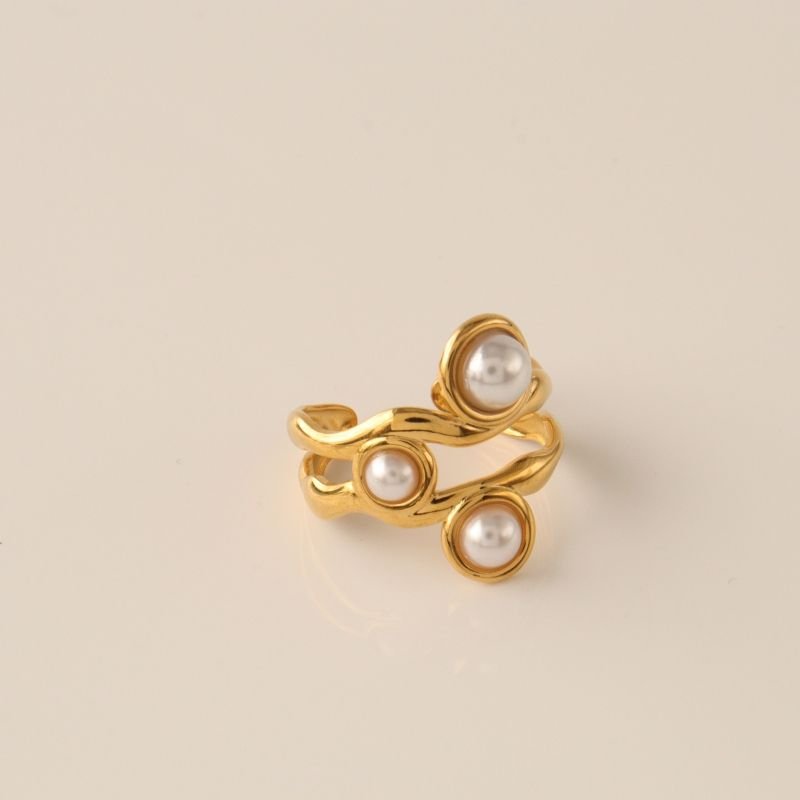 Anel em Pérola Levemente Regulável em Aço Inox