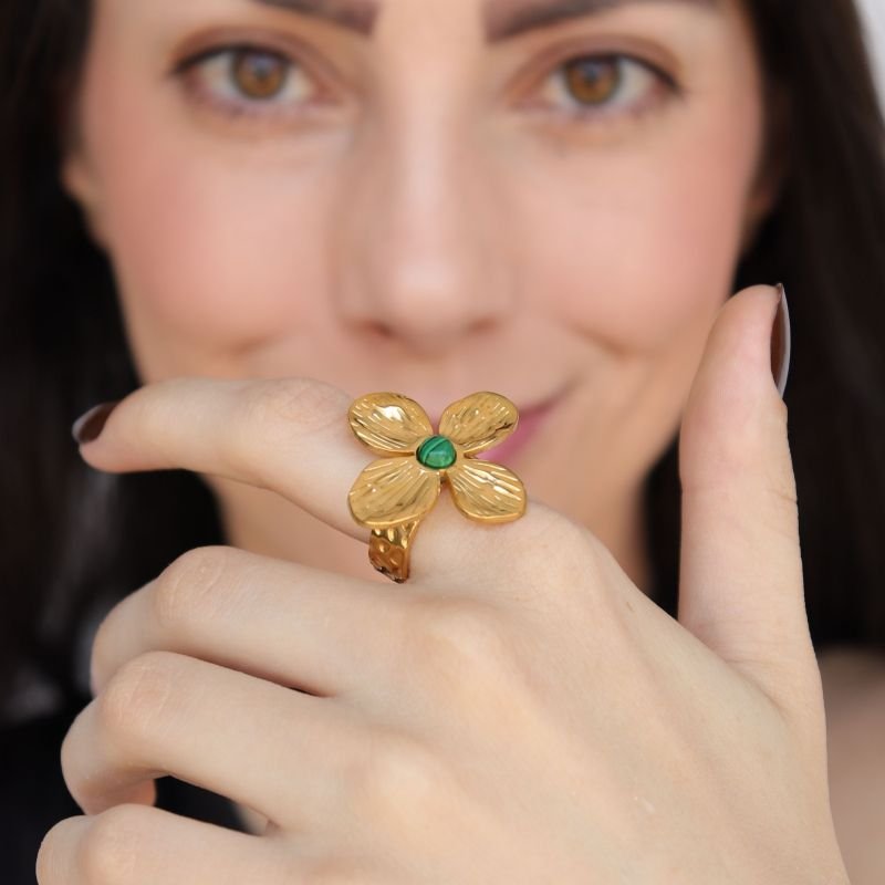 Anel Flor Tamanho 18 em Aço Inox