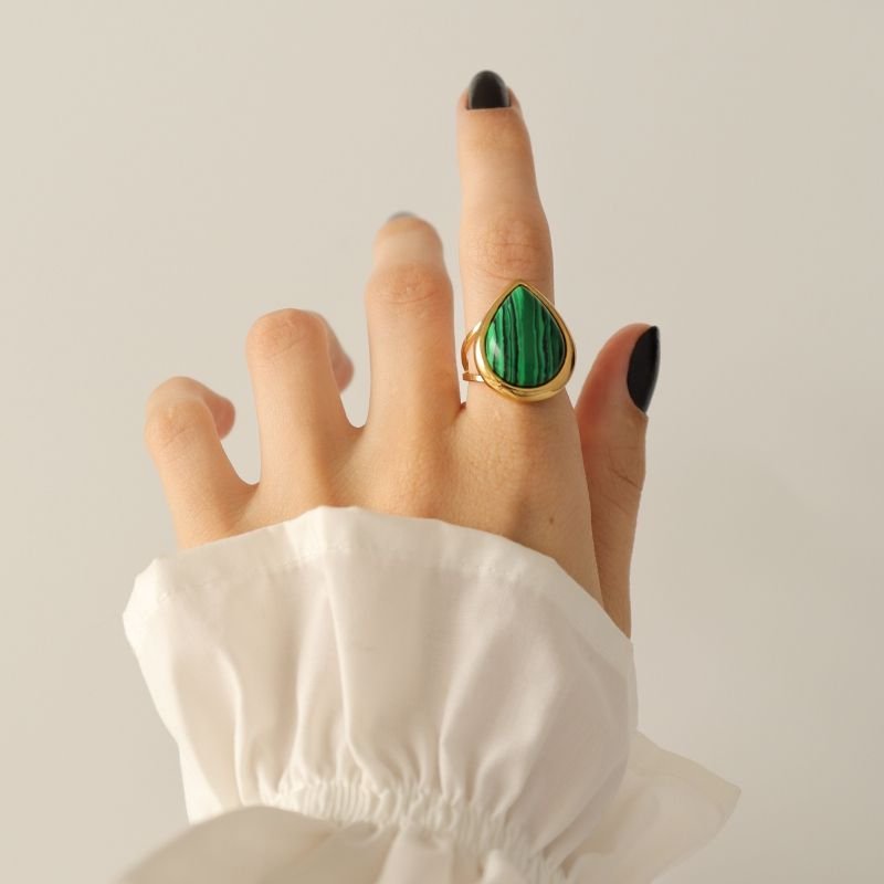 Anel Gota Pedra Levemente Regulavel em Aço Inox (Linha Premium)