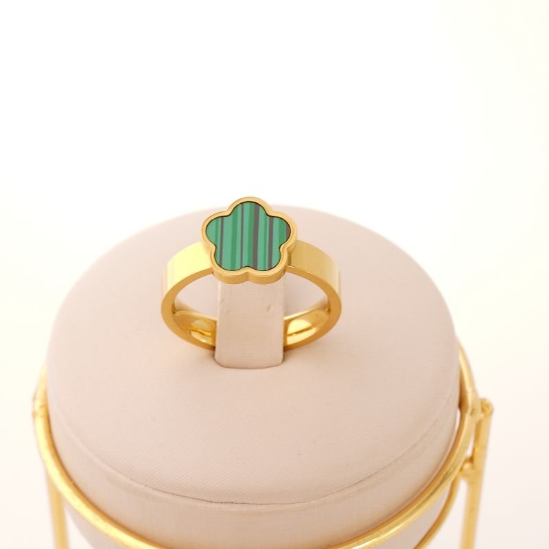 Anel Inspiração Van Cleef Moderno Verde em Aço Inox (Tamanho 17)