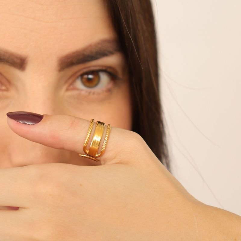 Anel Levemente Regulável Minimalista em Aço Inox