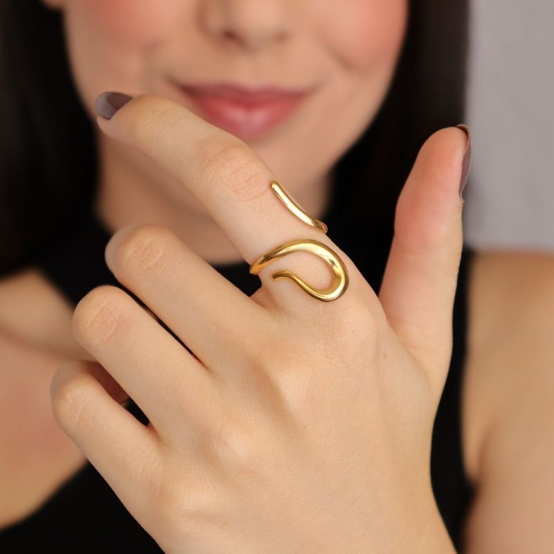 Anel Levemente Regulável Minimalista em Aço Inox