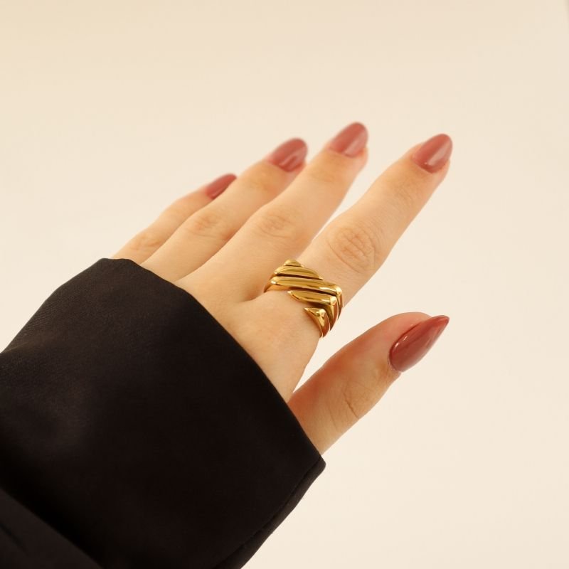 Anel Linhas Minimalista em Aço Inox (Tamanho 19)