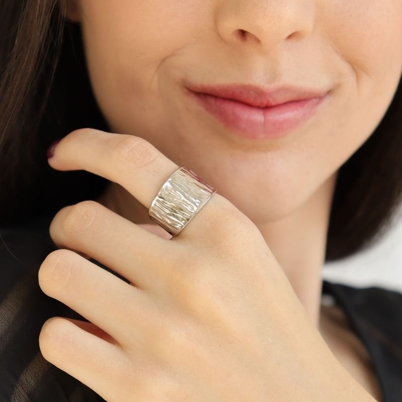 Anel Minimalista em Aço Inox (TAMANHO 18)