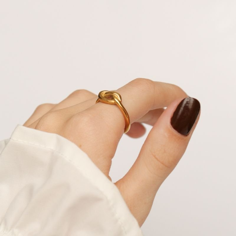 Anel Minimalista em Aço Inox (Tamanho 18)