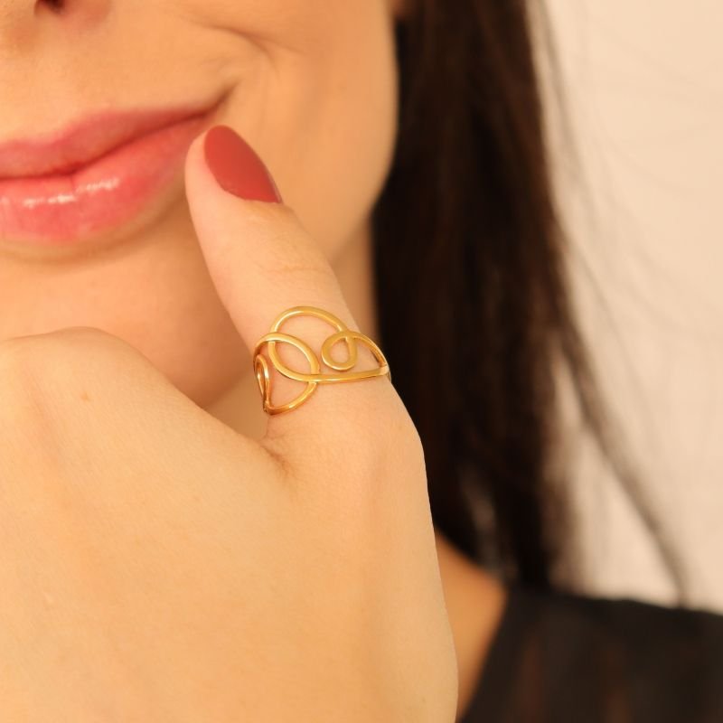 Anel Minimalista Levemente Regulável em Aço Inox