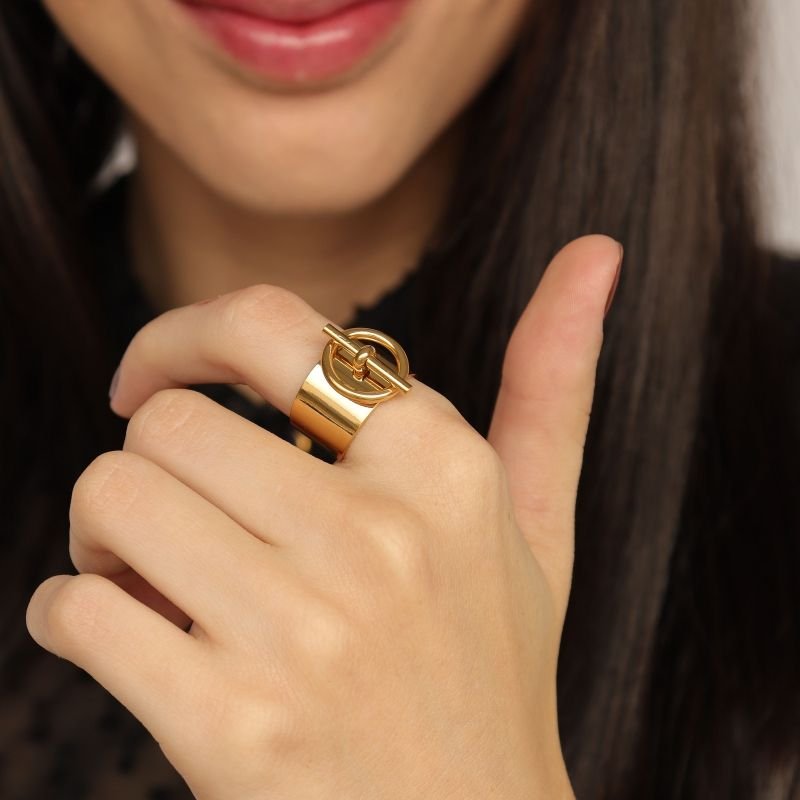 Anel Moderno Levemente Regulável em Aço Inox