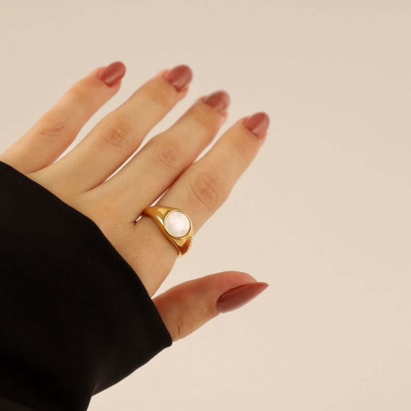 Anel Pedrinha Branca em Aço Inox (Tamanho 17)