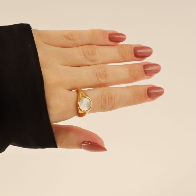 Anel Pedrinha Branca em Aço Inox (Tamanho 17)