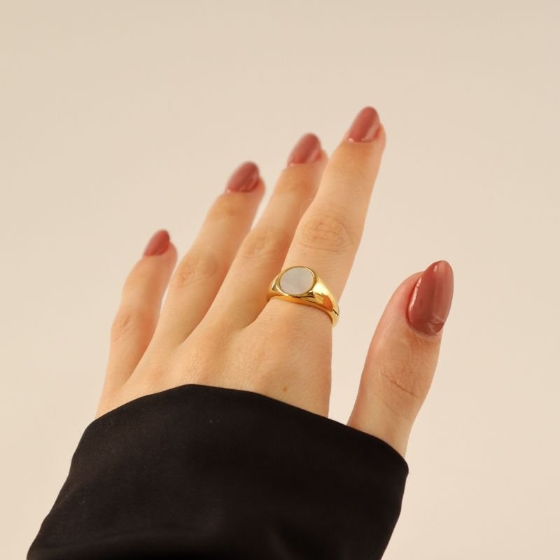 Anel Pedrinha Branca em Aço Inox (Tamanho 17)