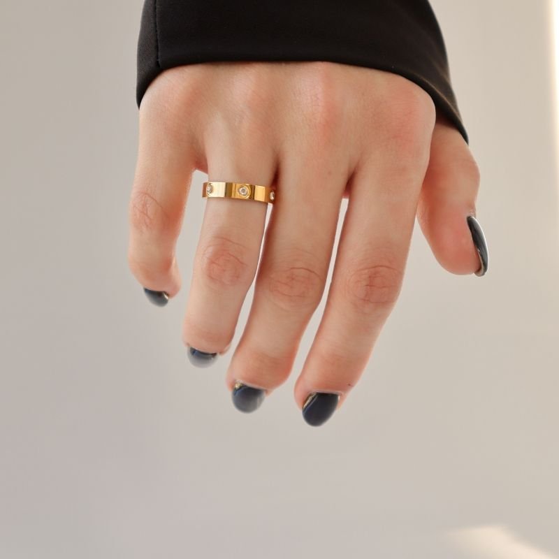 Anel Ponto de Luz Delicado em Aço Inox (Tamanho 19)