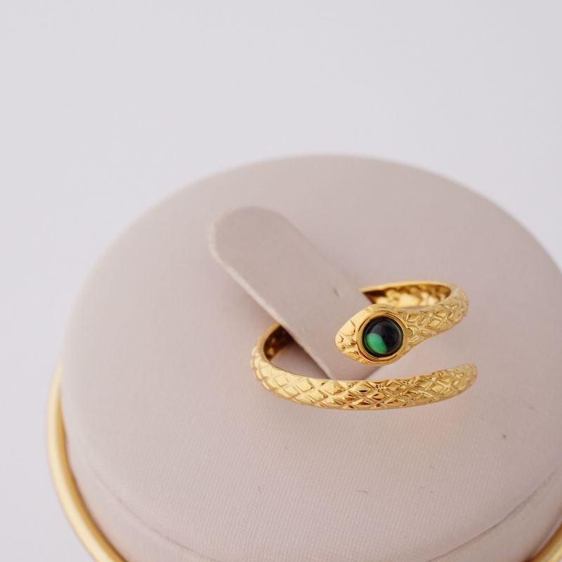 Anel Snake Green Levemente Regulável em Aço Inox