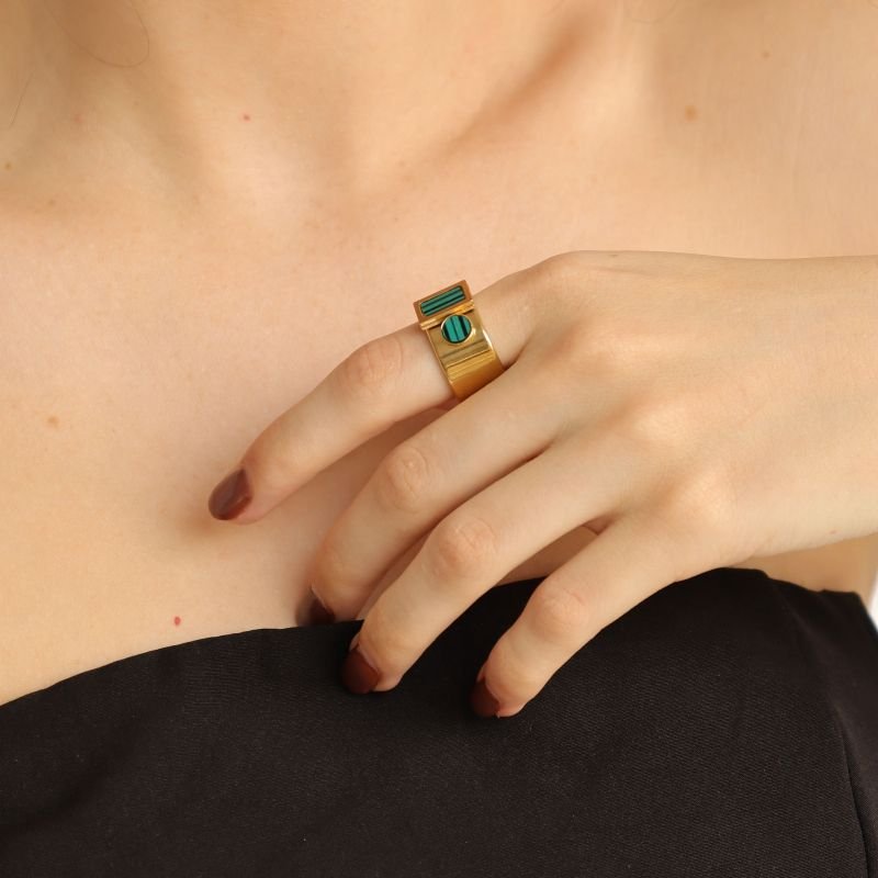 Anel Três Pedras em Aço Inox (Tamanho 18)