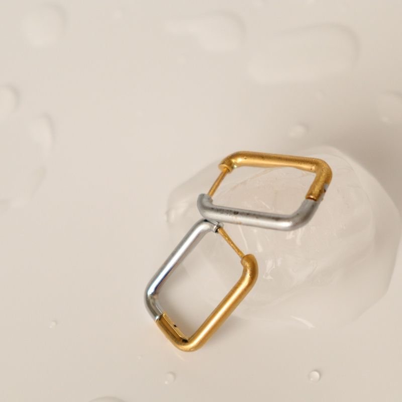 Argola Bicolor Geométrica em Aço Inox