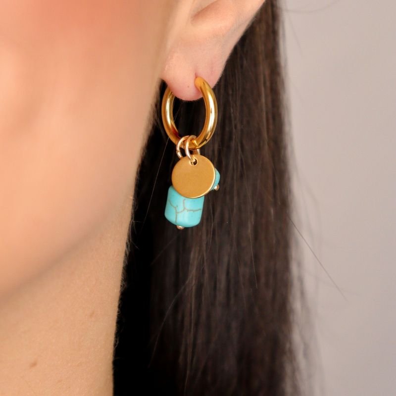 Argola com Dois Pingentes Turquesa em Aço Inox (Linha Premium)