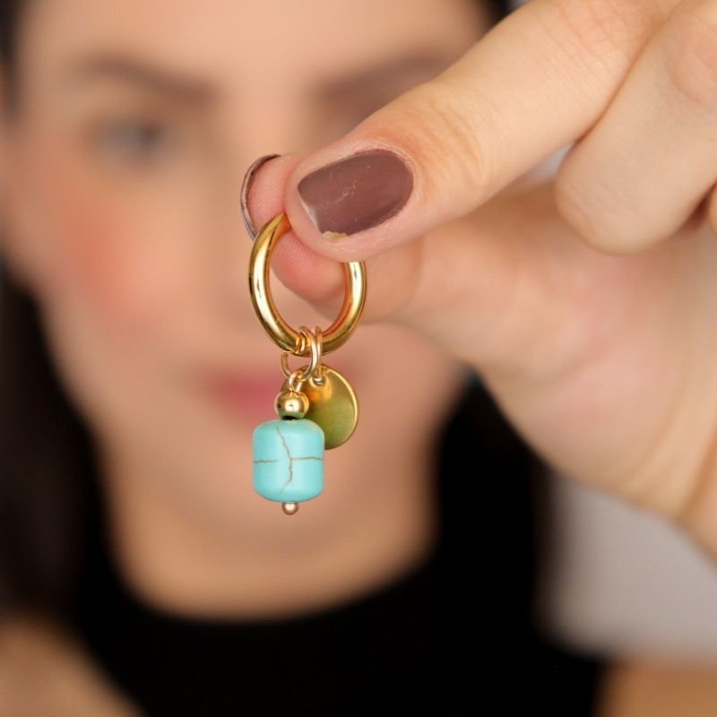 Argola com Dois Pingentes Turquesa em Aço Inox (Linha Premium)