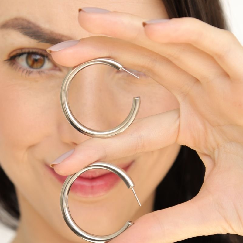 Argola Moderna em Aço Inox (Linha Premium) (Peso 8g)