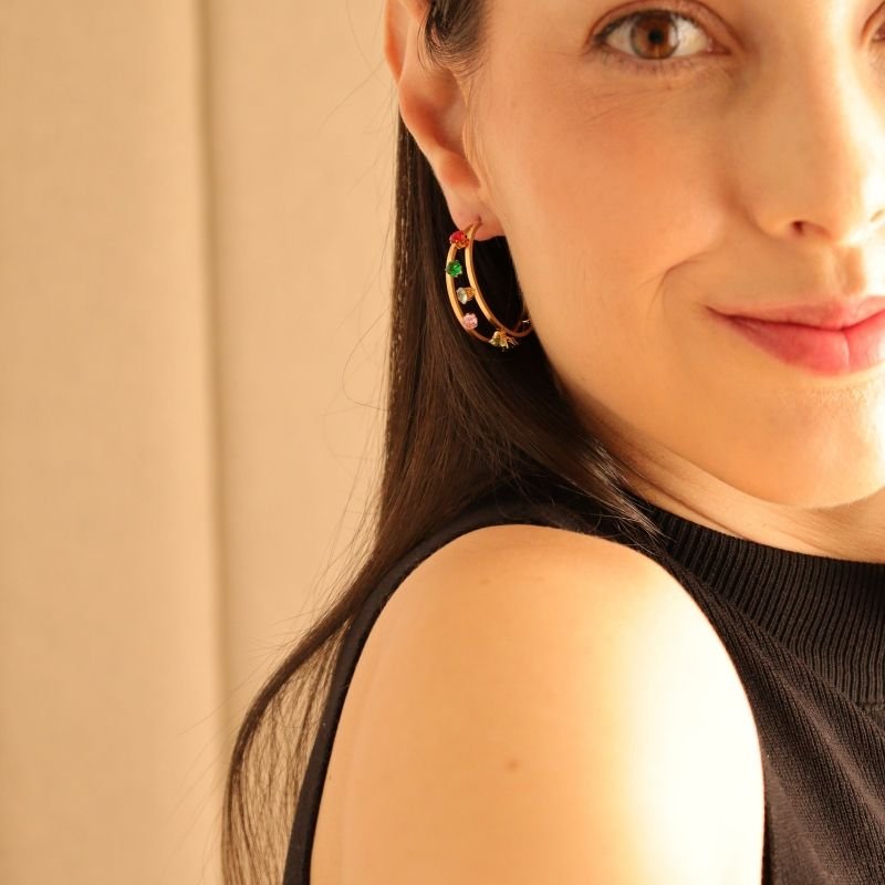 Argola Pedrinhas Coloridas em Aço Inox (Linha Premium)