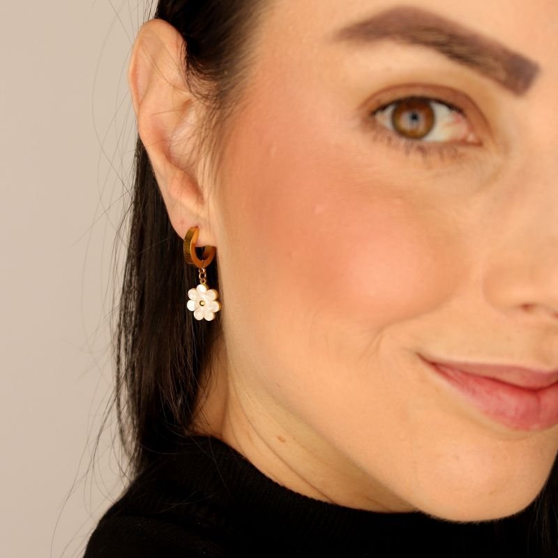 Argolinha Flor em Aço Inox (Linha Premium)