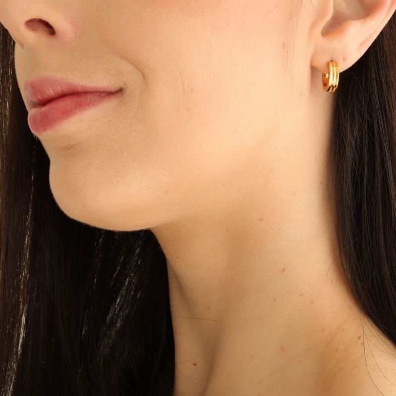 Argolinha Minimalista Pequena em Aço Inox