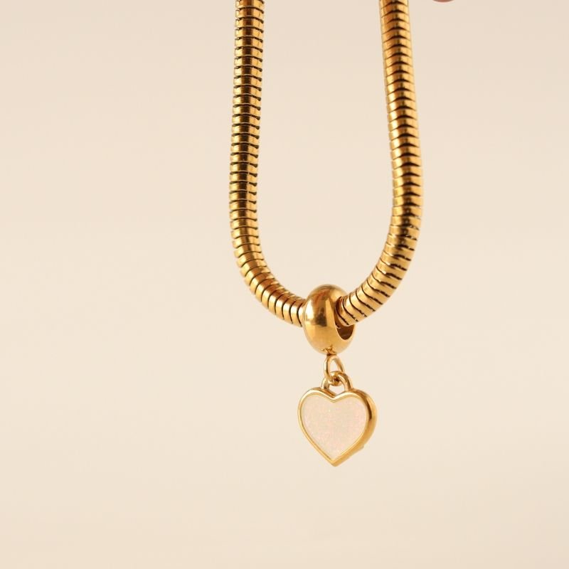 Berloque em Aço Inox Coração com Brilho Pedra Branca