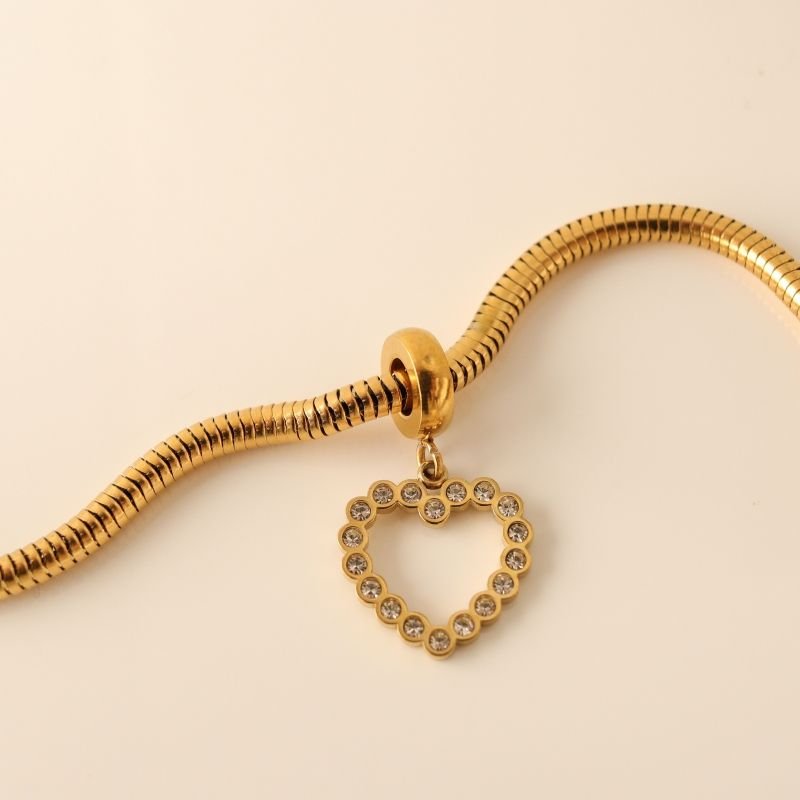 Berloque em Aço Inox Coração Delicado Cravejado