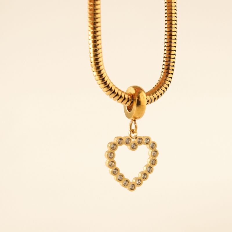 Berloque em Aço Inox Coração Delicado Cravejado