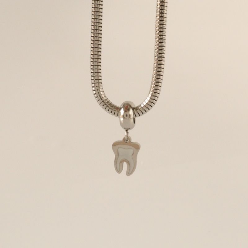 Berloque em Aço Inox Dente