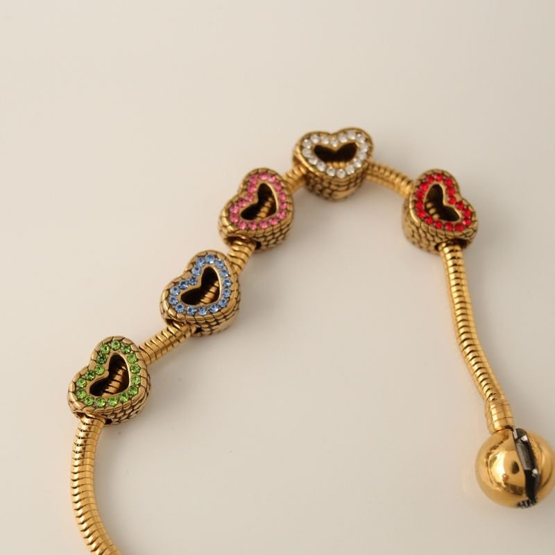 Berloque em Aço Inox Separador Coração com Cravejado