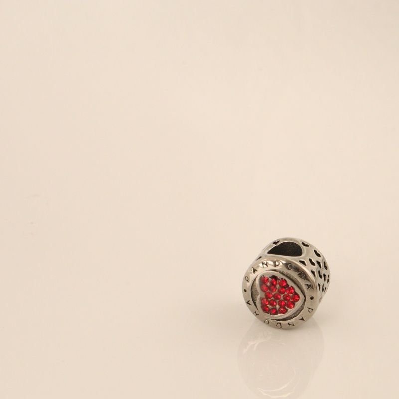 Berloque em Aço Inox Separador Coração Cravejado