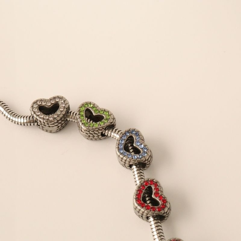 Berloque em Aço Inox Separador Cravejado Coração