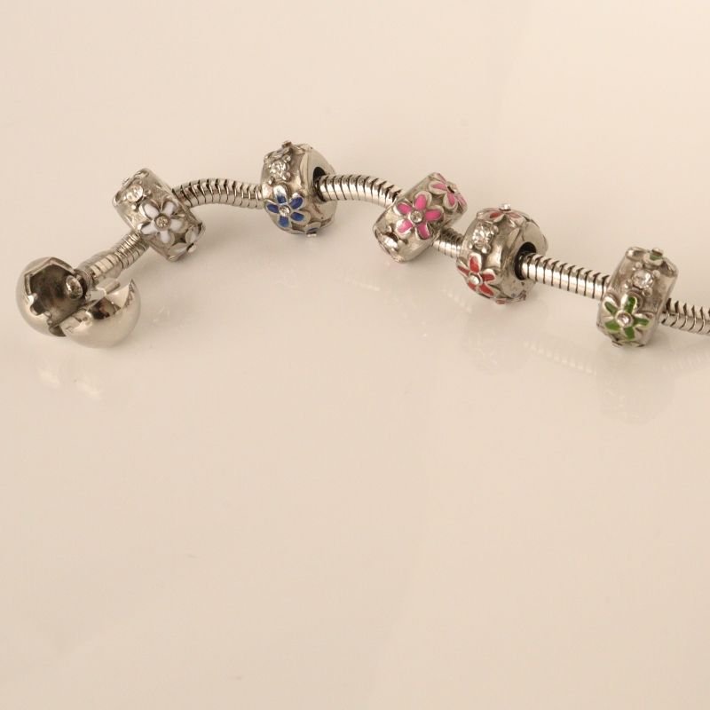 Berloque em Aço Inox Separador Flor Verde