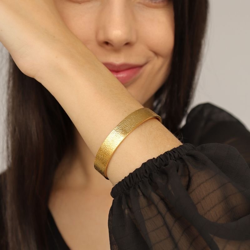 Bracelete com Detalhe em Aço Inox (Linha Premium)