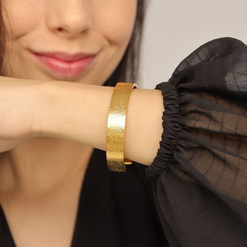 Bracelete com Detalhe em Aço Inox (Linha Premium)