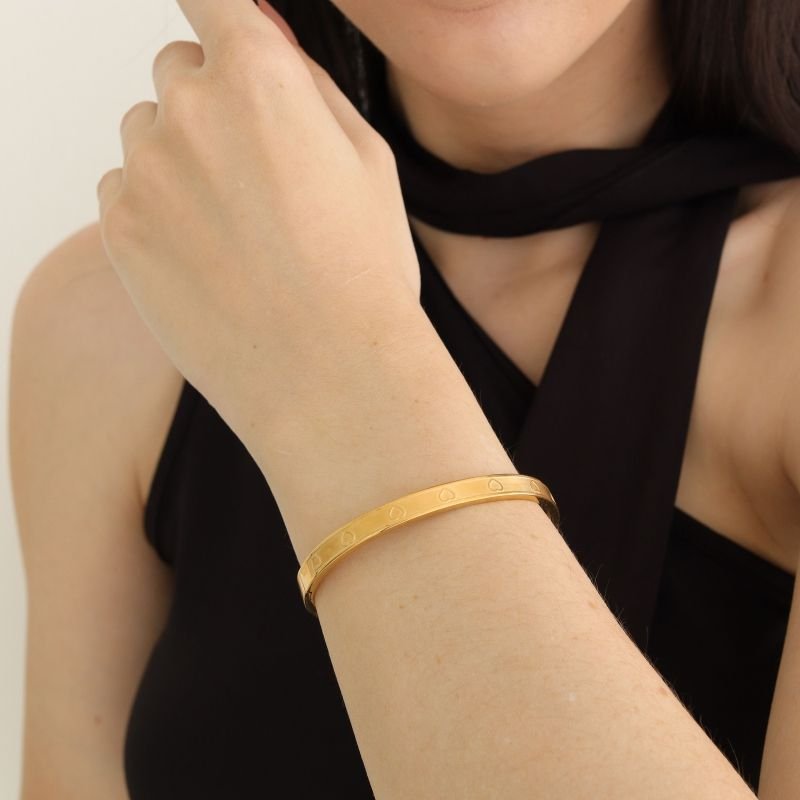 Bracelete Delicado com Coração em Aço Inox (Linha Premium)