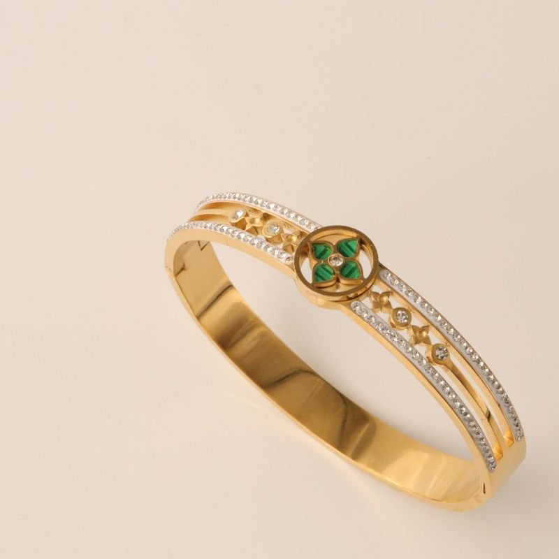 Bracelete Flor com Detalhes em Aço Inox (Linha Premium)