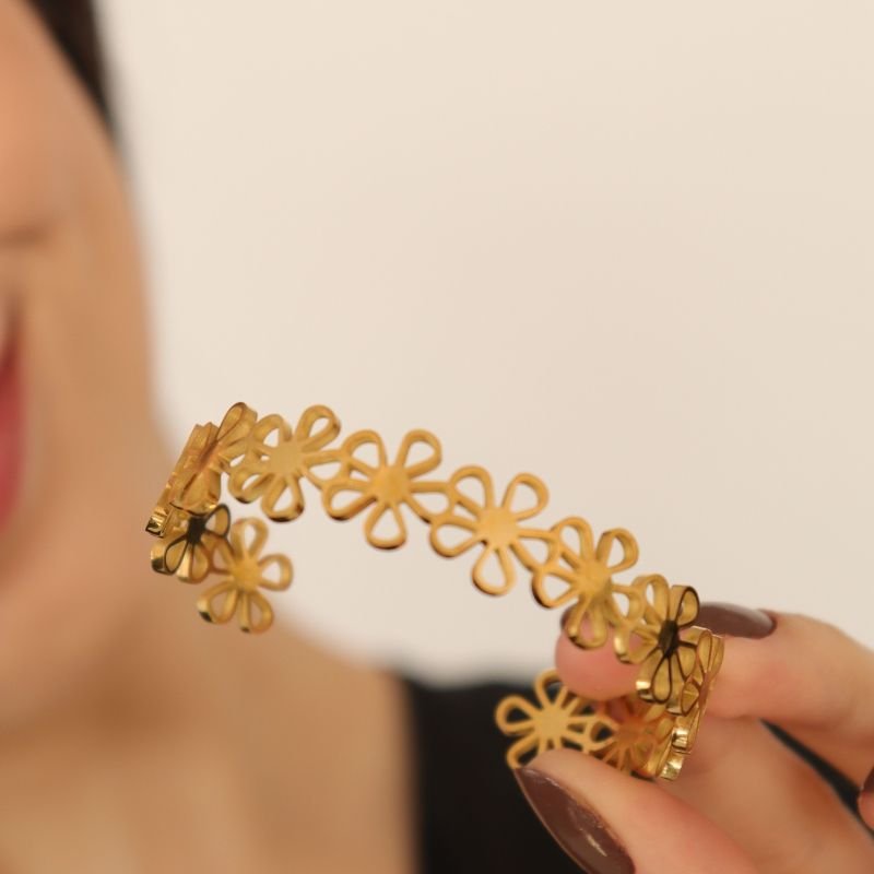 Bracelete Flor em Aço Inox