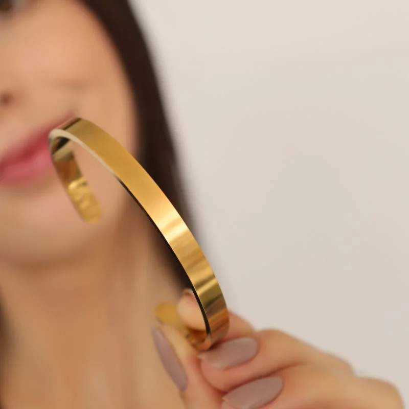 Bracelete Liso em Aço Inox