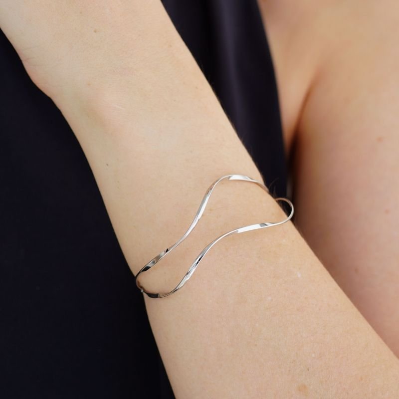 Bracelete Minimalist Essential em Aço Inox